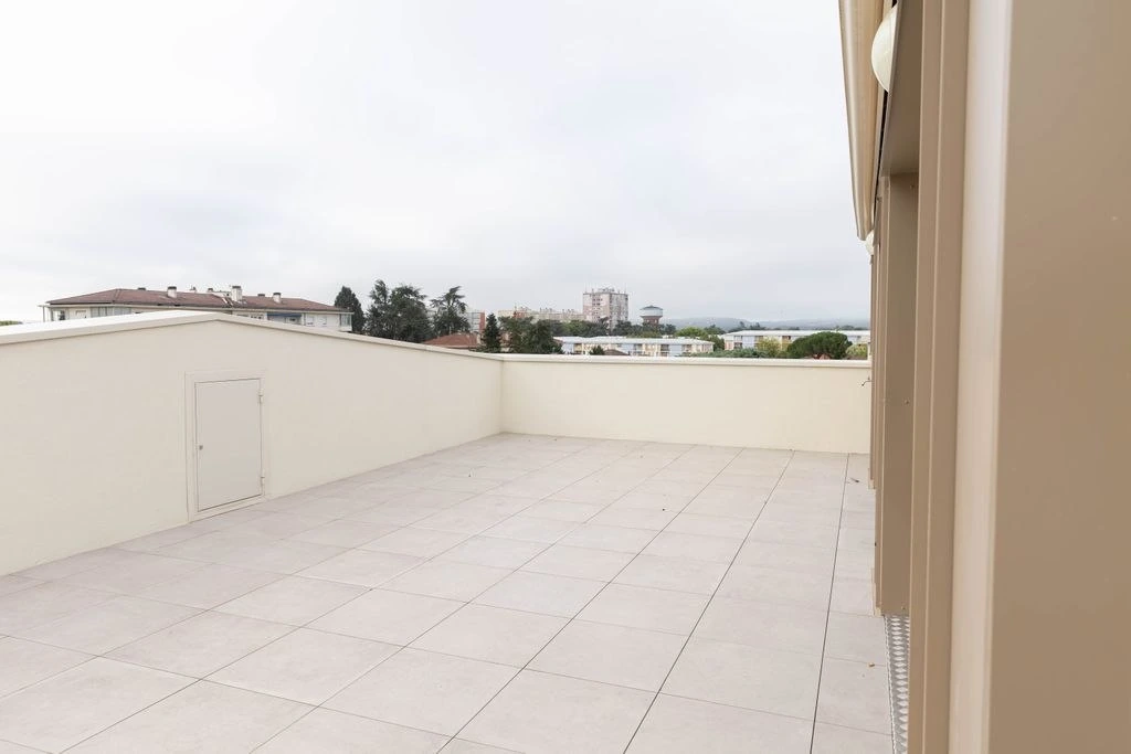 appartement 16 en images, Appartement 16 T5 à Agen